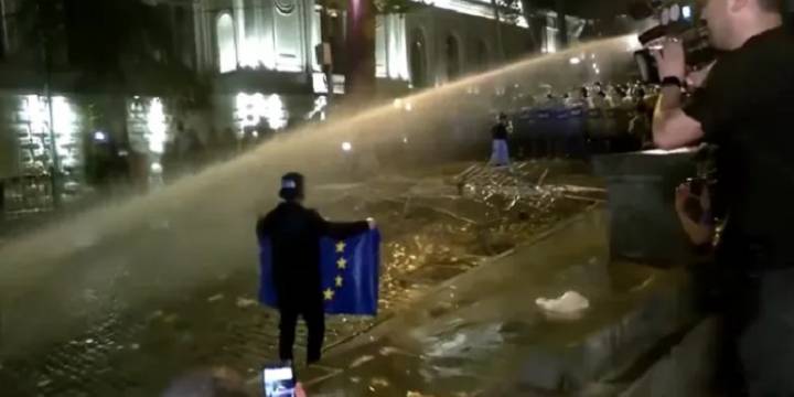 Masiva protesta proeuropea en Georgia