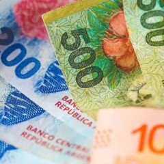 Salarios privados registrados no levantan