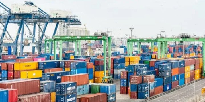 El comercio exterior continúa paralizado
