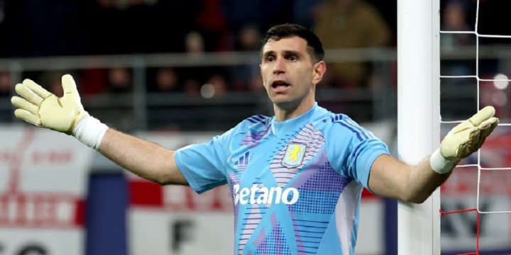 Dibu Martínez atajará ante Argelia