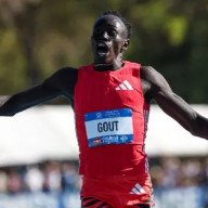 Velocista de 18 años batió récord de Bolt