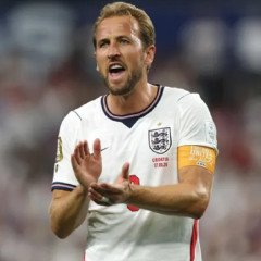 Inglaterra brilló en el debut mundialista