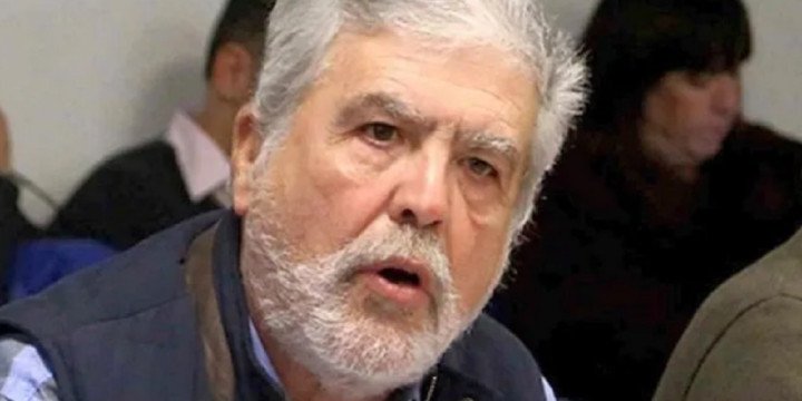 Julio De Vido continuará en prisión 