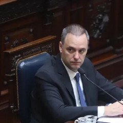 Adorni negó haber pagado u$s245.000