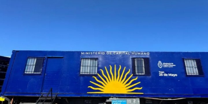 El Tren 25 de Mayo en Campo Quijano 