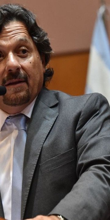 El Gobernador presentó 