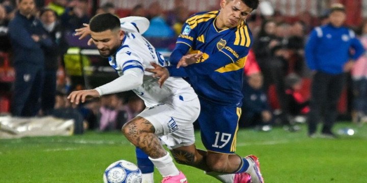 Boca busca un defensor en el mercado
