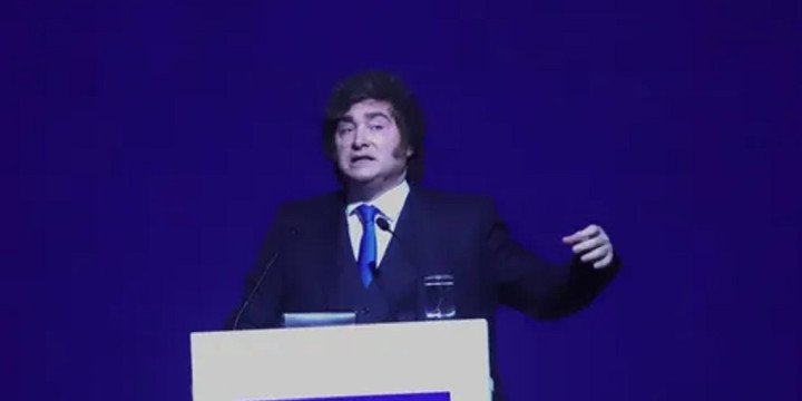 Buscan prohibir asesores extranjeros