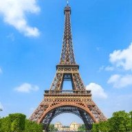 Torre Eiffel: subastan tramo de la escalera 