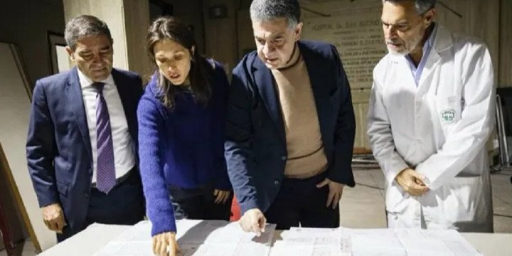 Macri sobre cobro a extranjeros en hospitales 