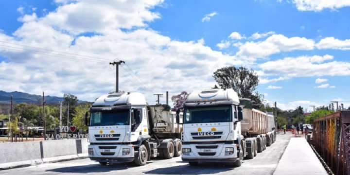 Vaqueros: prueba de carga en el puente