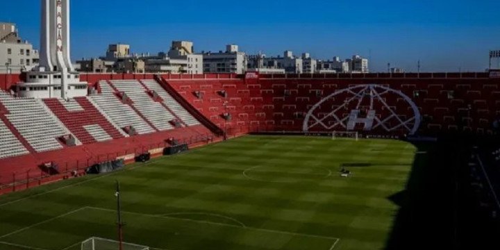Huracán y River jugarán con aforo reducido