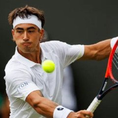 Comesaña avanzó a la 3º ronda en París
