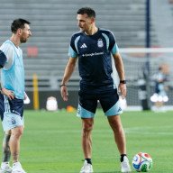 Las dudas para el debut de Argentina