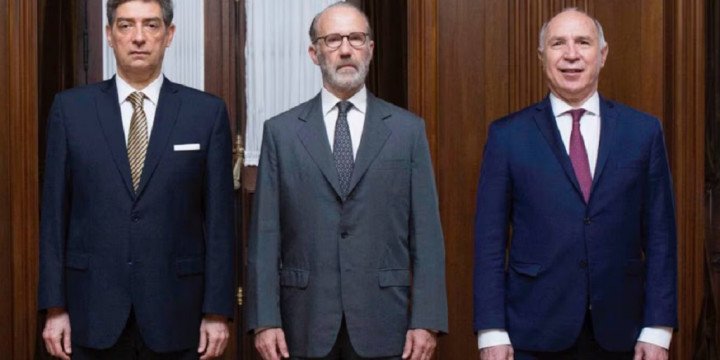 Piden frenar cautelar de la Reforma Laboral