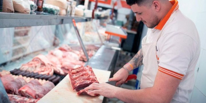 Sigue en caída el consumo de carne 