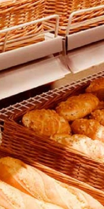 Panaderos alertan caída del consumo