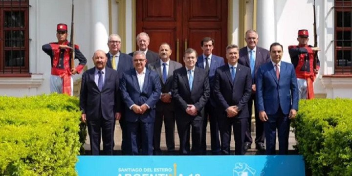 Gobernadores se reúnen en el CFI este martes