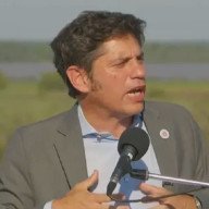 Axel Kicillof se proyecta como rival de Milei