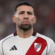 Nicolás Otamendi a un paso de River Plate