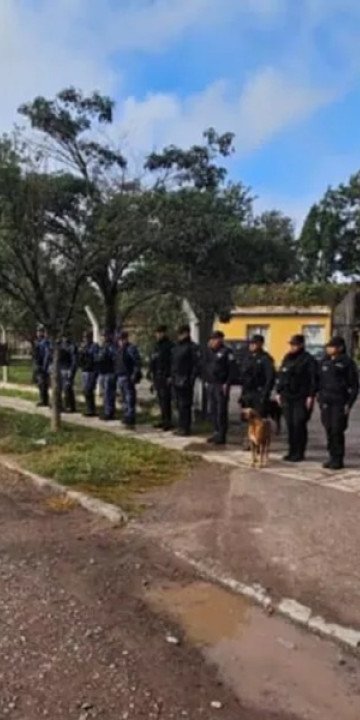 Operativos de seguridad ciudadana en barrios de la ciudad