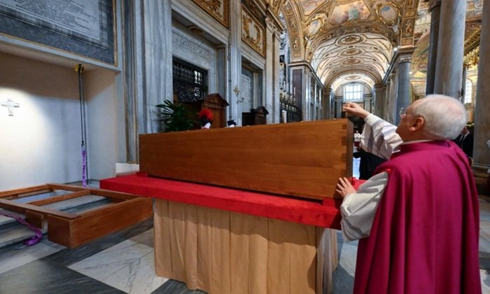 El Papa Francisco ya descansa en la Basílica Santa María la Mayor