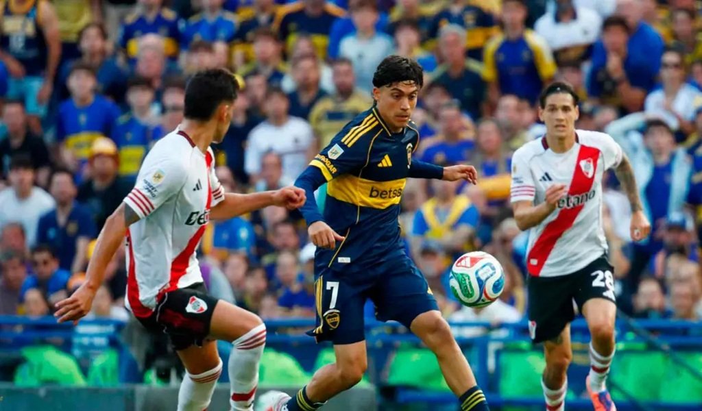 Boca derrota 1 a 0 en el Clásico del fútbol argentino