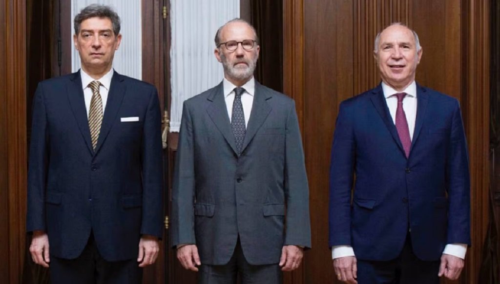 Piden frenar cautelar de la Reforma Laboral