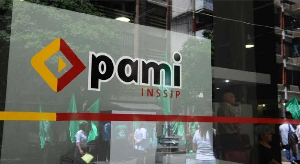 Intiman al PAMI Salta por dejar en “indefensión” a afiliados