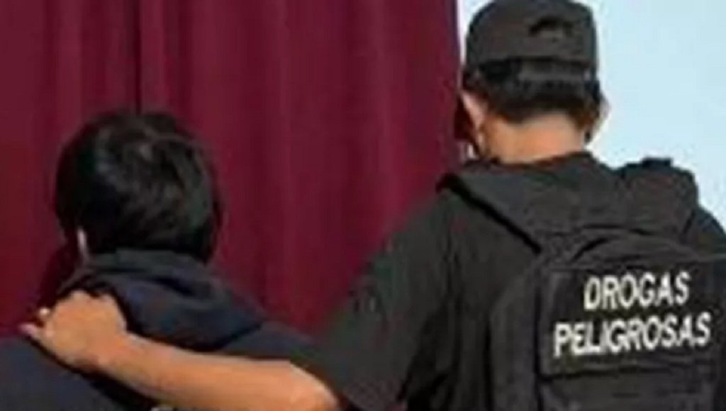 La Policía incautó más de 1200 dosis de droga en Apolinario Saravia