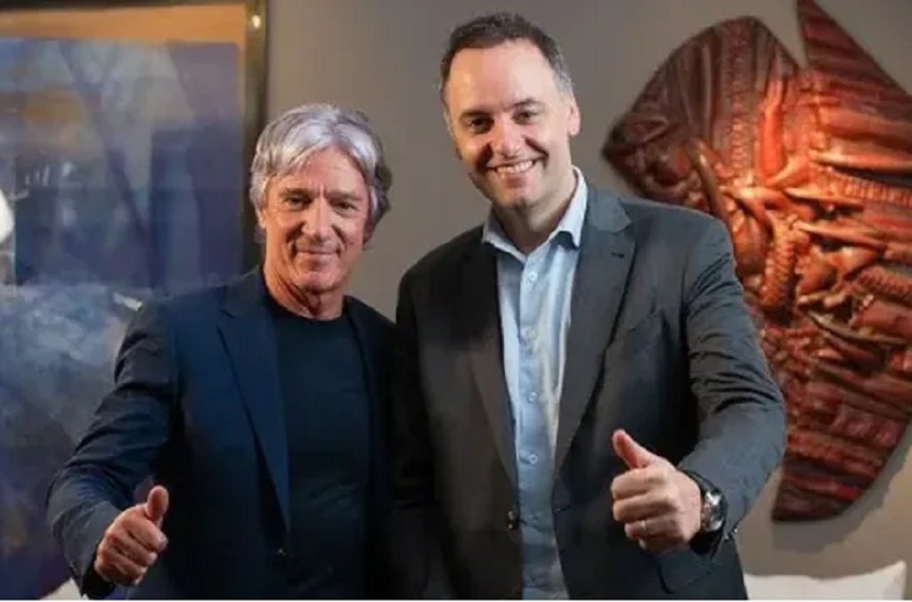 Amplían denuncia contra Manuel Adorni