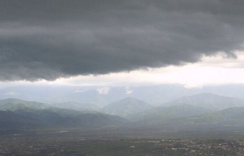 Advierten riesgo de tormentas y sismos en Salta