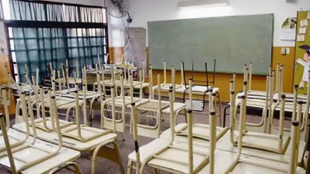 Qué gremios adhieren hoy al paro docente 