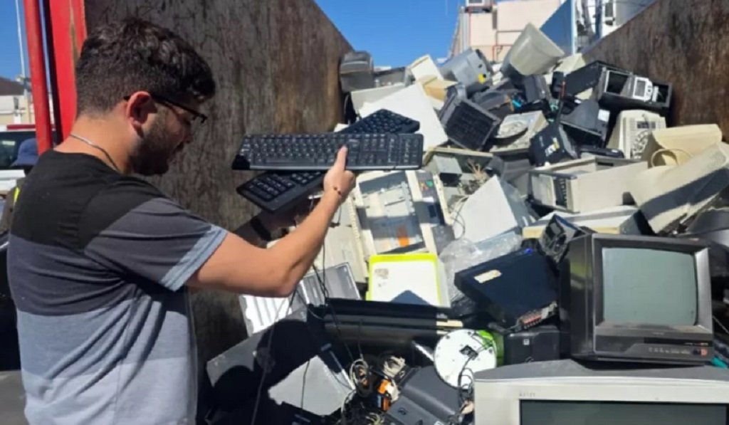 Más de 3 toneladas de residuos eléctricos se recolectaron en el shopping