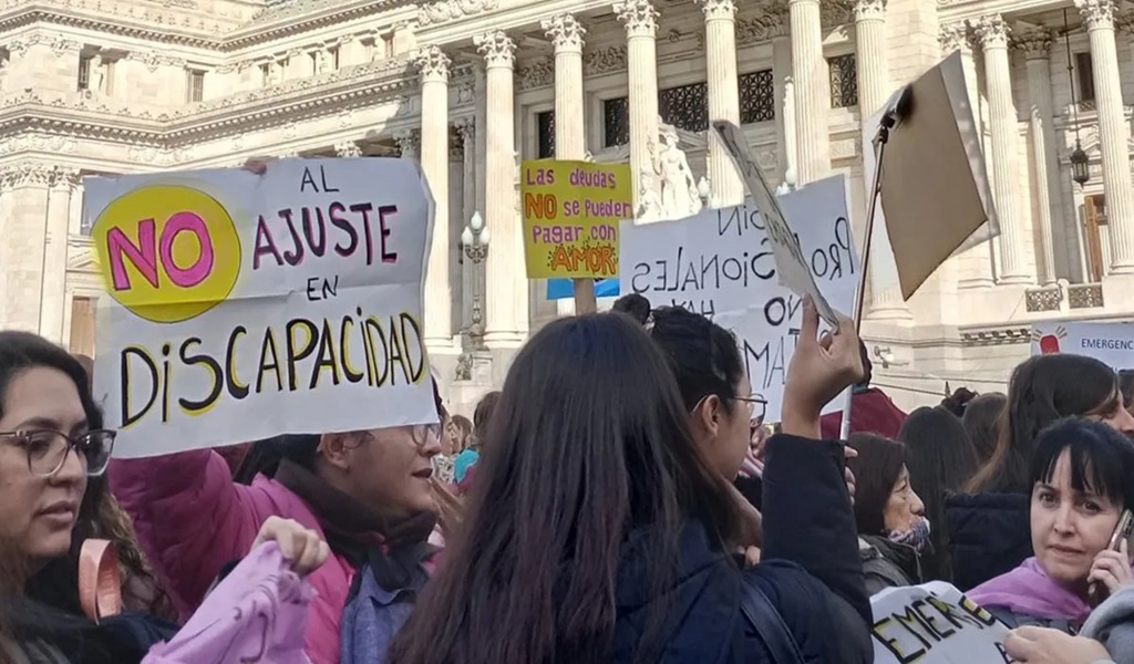 Organizaciones marchan al Congreso por Discapacidad