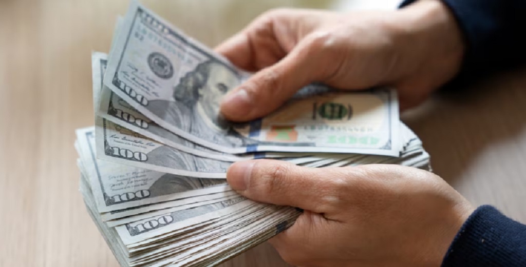 El Gobierno relativiza la suba del dólar