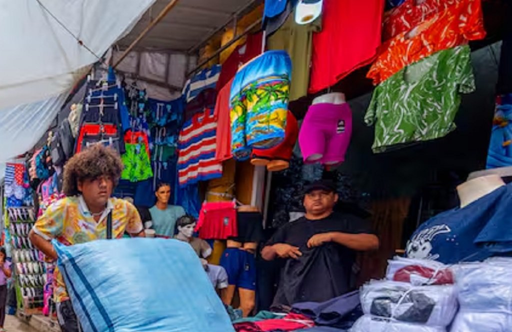 Cae el movimiento comercial en Aguas Blancas