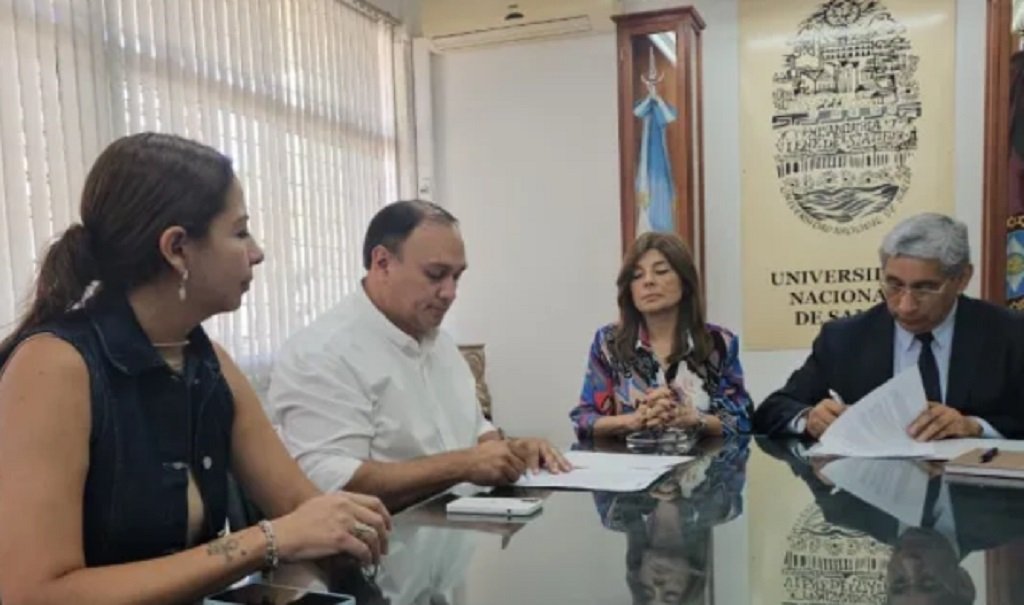 La Ciudad y la UNSa firmaron un convenio para el manejo de residuos