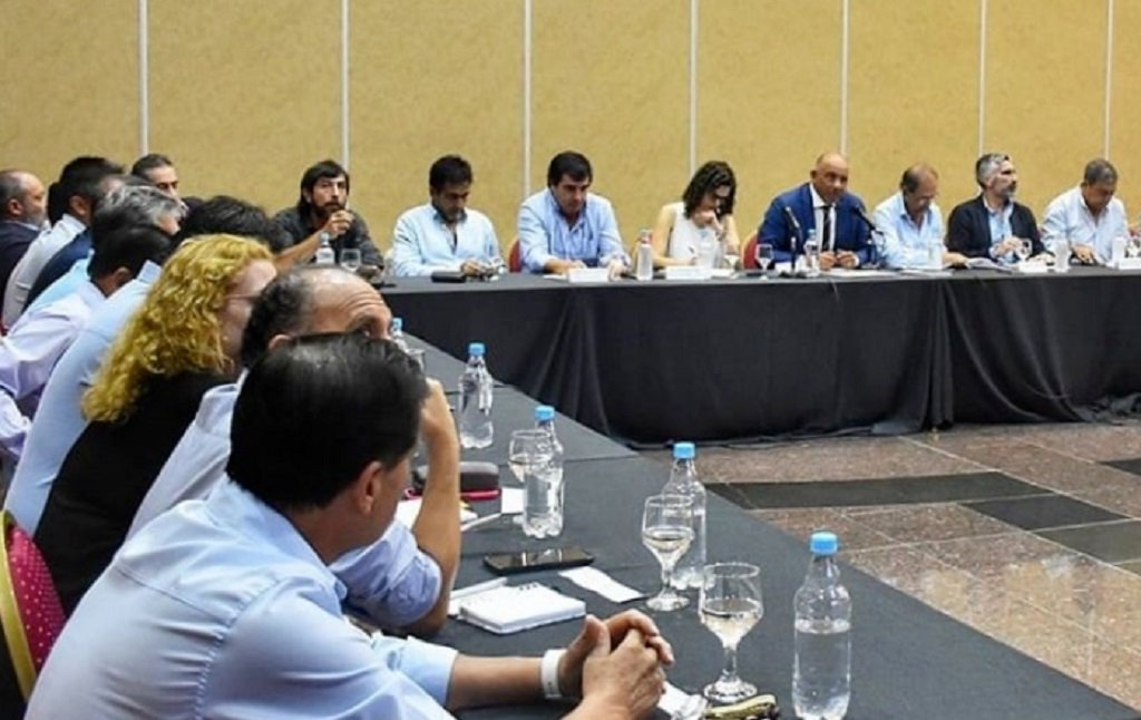 Paritarias: Gobierno propuso bono de 180.000 pesos