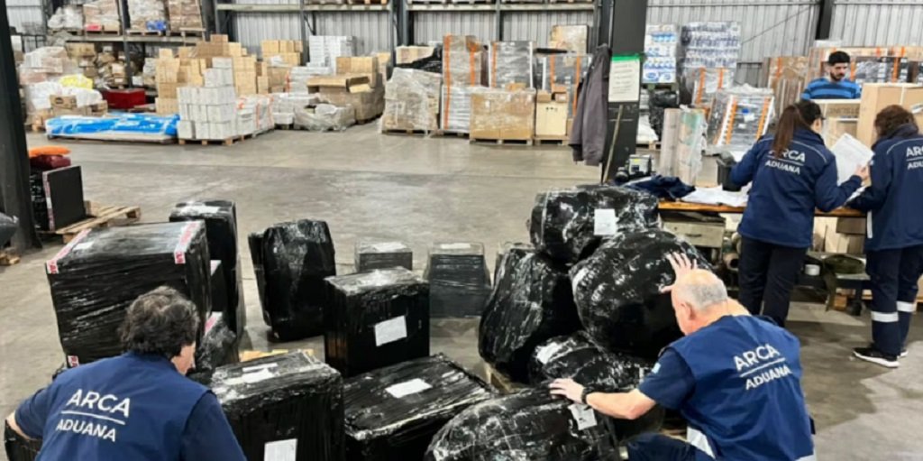 ARCA desplazó directivos de la Aduana