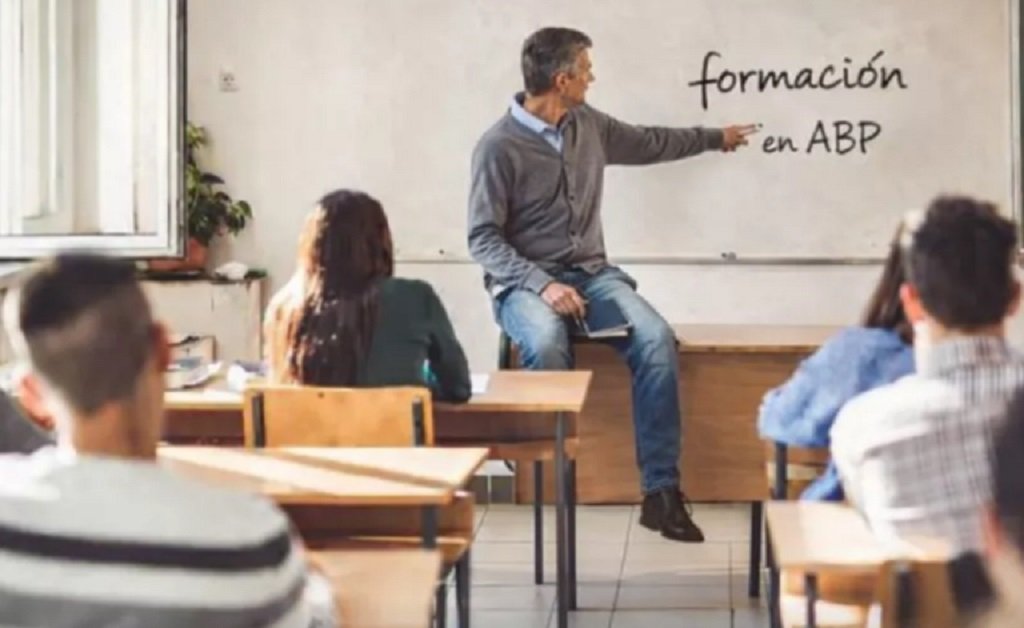 Docentes podrán capacitarse en Aprendizaje Basado en Proyectos