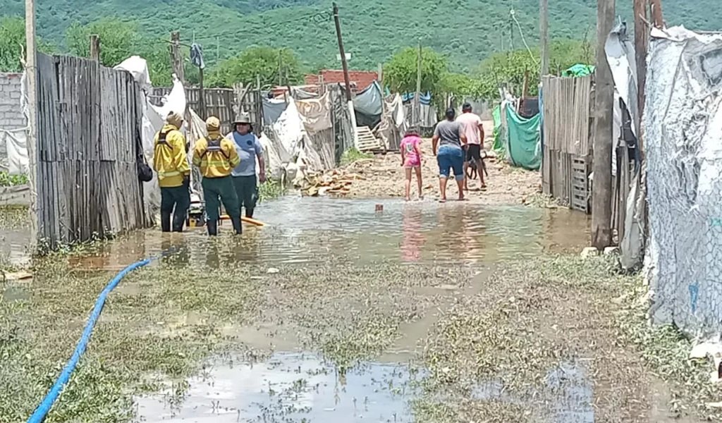 Asistieron a damnificados en el asentamiento San Javier