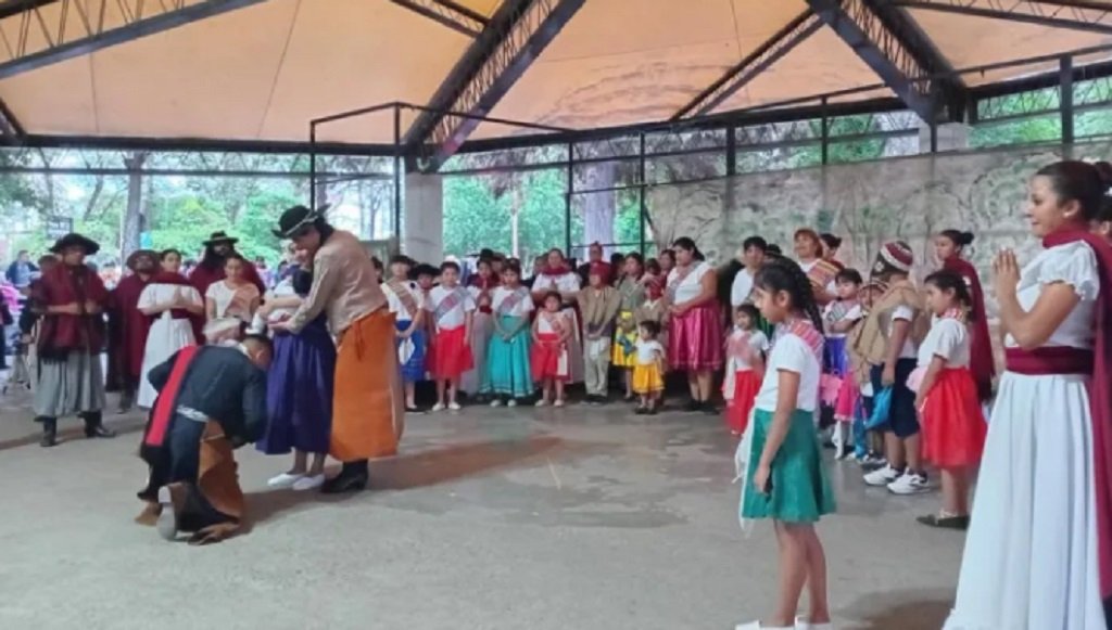 Pesebre Viviente Criollo en el Anfiteatro "Cuchi Leguizamón"