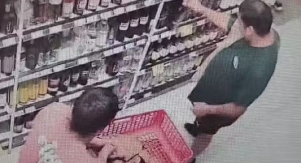 Detuvieron en Copacabana a 2 argentinos