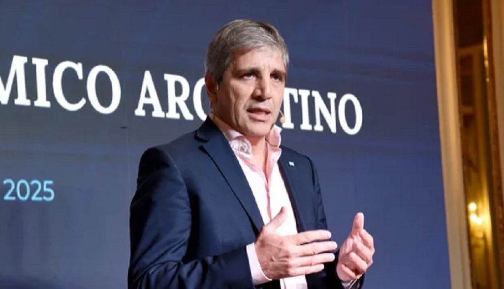 FMI: el país cumplió con el superávit fiscal