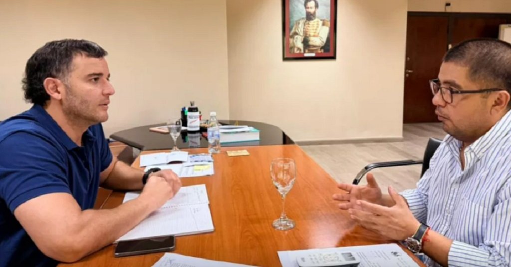 Jarsún avanzó con intendentes en una agenda federal de gestión