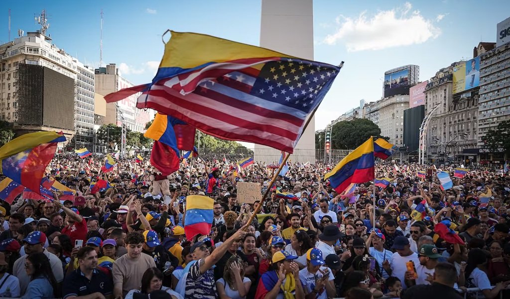 Residentes venezolanos festejaron la detención de Maduro
