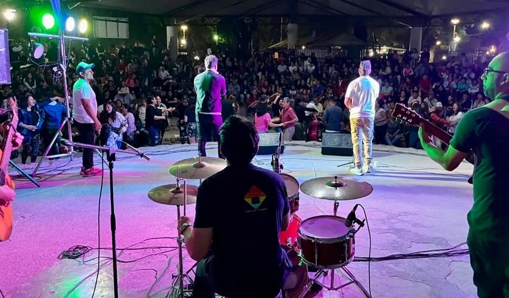 Guitarreada Activa: El domingo en el Anfiteatro del Parque