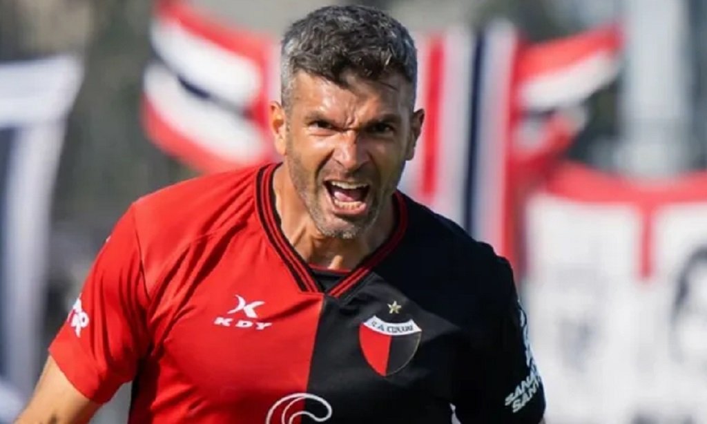 Gigliotti anunció su retiro del fútbol