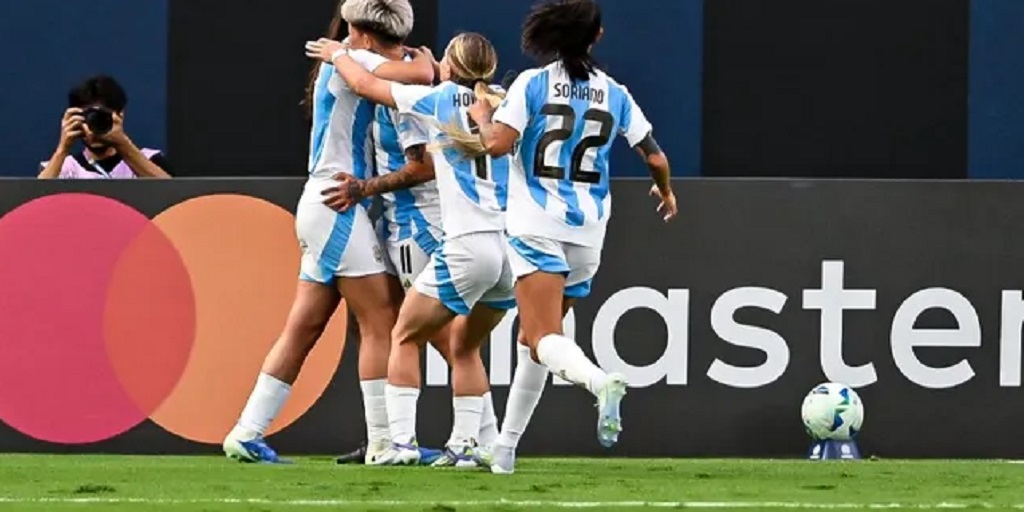 Argentina sumó su tercera victoria al hilo